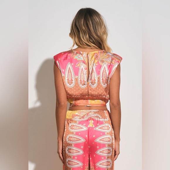 Elan pink Bali print top - Picture 6 of 10